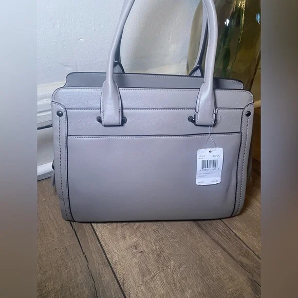 Coach NWT Swagger frame Satchel Bag w/ COA - Picture 2 of 10